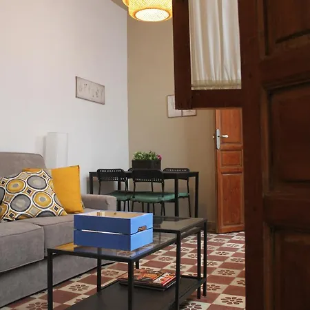 Apartamento Calle Arfe 4 *